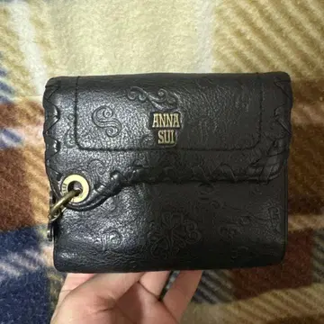 ANNA SUI 블랙 3단 폴더형 지갑