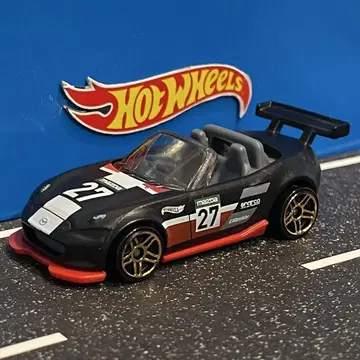 핫휠 '15 마쓰다 MX-5 미아타 / ND 로드스터 블랙