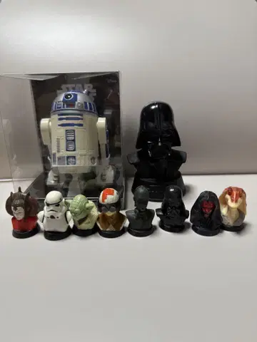 R2-D2 방향제와 다스 베이더 바디 워시 헤드, 미니 동상