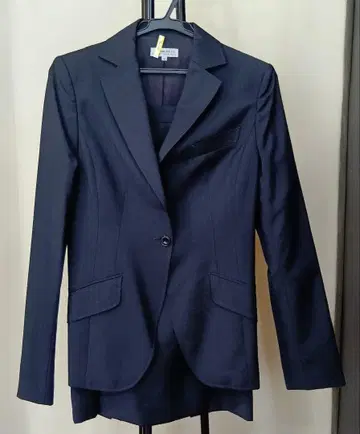 KIYOMI SAITO / 새상품급 / 클리닝 완료 / 정장 스커트