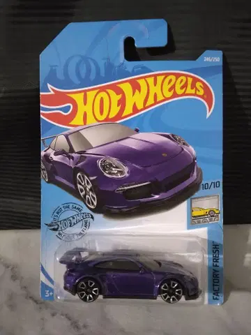 핫휠 포르쉐 911 gt3 rs 퍼플