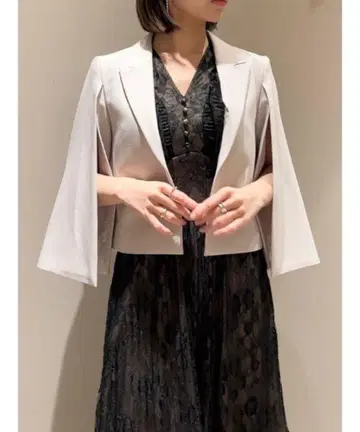 스나이델 슬릿 숏 자켓