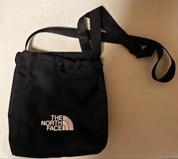 THE NORTH FACE 블랙 숄더백