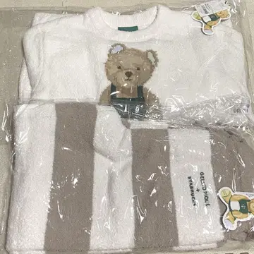 스타벅스 젤라또피케 모카 베이지 풀오버 롱팬츠 세트