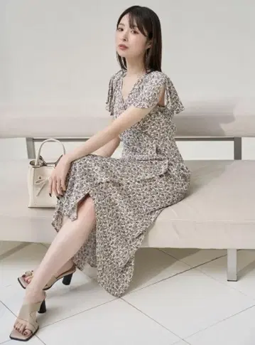[새상품급] 카슈쿨 프린트 원피스 베이지 사이즈 1 프레이 아이디