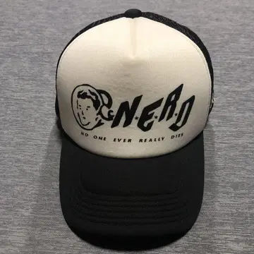 BBC NERD 퍼렐 CAP