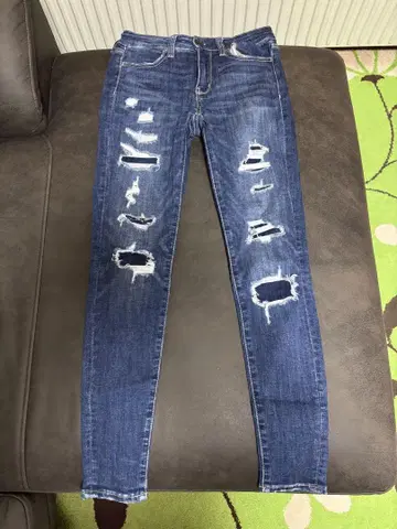 AMERICAN EAGLE 스키니 데님 us2 short