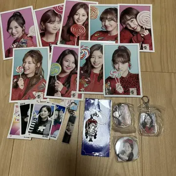 TWICE 포토 카드 키링