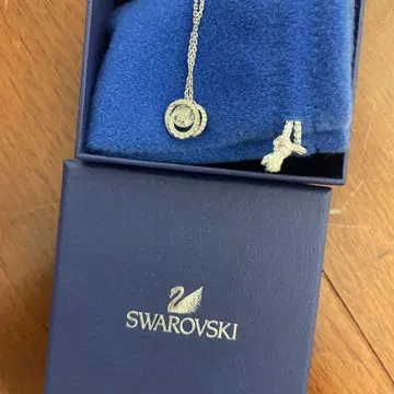 SWAROVKI 목걸이