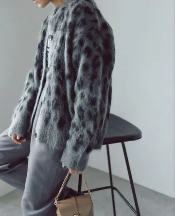 좋아요 불필요 저널 스탠다드 리룸 레오파드 가디건 카네코 아야