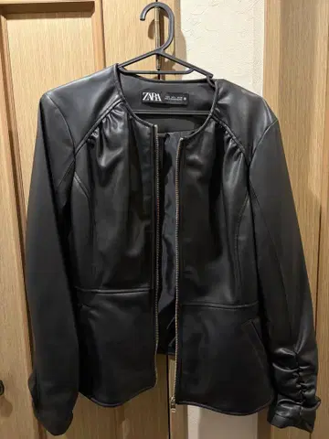 ZARA 블랙 가죽 자켓 L