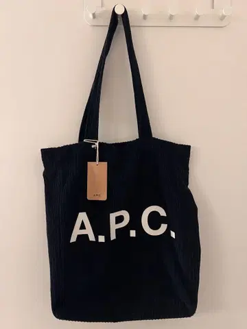 A.P.C. 코듀로이 토트백