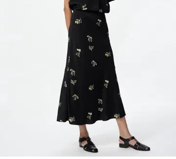 UNIQLO 콩트와 데 코토니에 레이온 프린트 롱 스커트 L