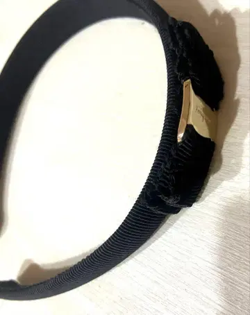 Ferragamo 리본 머리띠