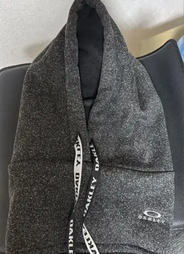 OAKLEY 오클리 넥워머 후드 워머 그레이 계열