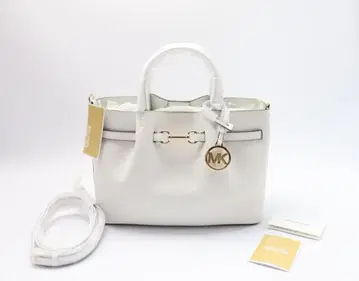 택 포함 새상품 마이클코어스 CARSON 센터 지퍼 백 미디엄