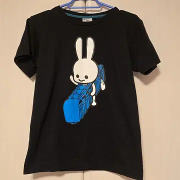 CUNE 토끼 프린트 반팔 T셔츠 블랙
