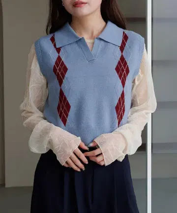 카스타네 카라 부착 아가일 니트 베스트