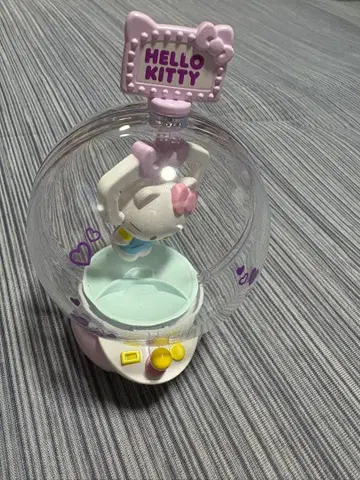 산리오 캐릭터즈 토키메루즈 BOX! 크레인 게임 키티