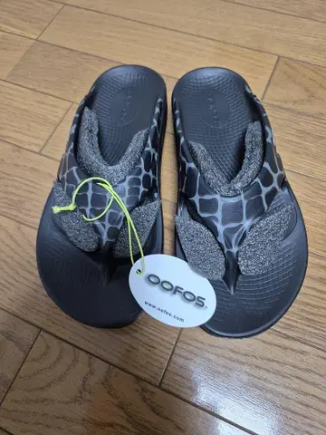 oofos 리커버리 샌들