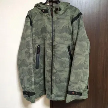 카모플라쥬 후드 부착 블루종 자켓