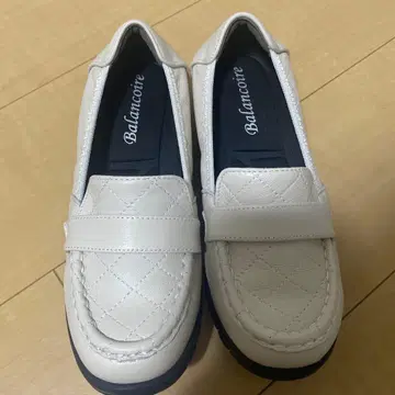 블랑코와르 플랫슈즈 아이보리