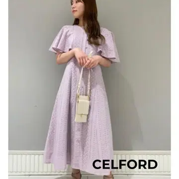 새상품급 CELFORD 코튼 자수 플레어 원피스 퍼플 사이즈 36