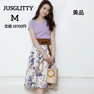 새상품급 저스길리티 [ 꽃무늬 무릎 기장 플레어 스커트 ] M 핑크 블루