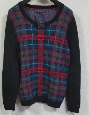 새상품 TOMMY HILFIGER 체크 무늬 니트 스웨터 M