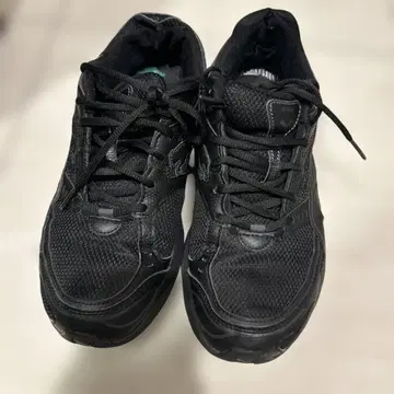 PUMA 블랙 메쉬 밀리터리 트레이닝 슈즈