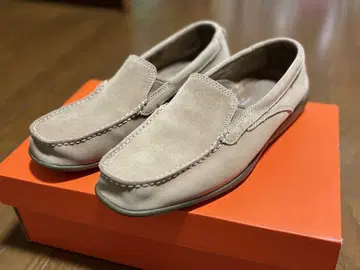 ROCKPORT 베이지 스웨이드 로퍼