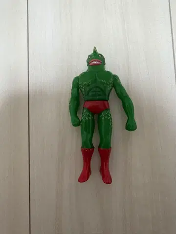 타이거 마스크 더 피라냐맨 소프트 비닐 피규어 2002년