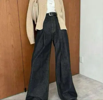 SuzuHirose x CLANE TUCK WIDE DENIM PANTS