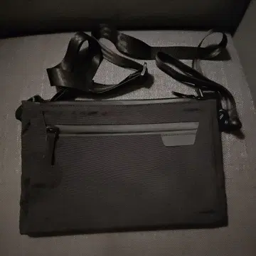 알파카/ALPAKA ZIP POUCH MAX V2