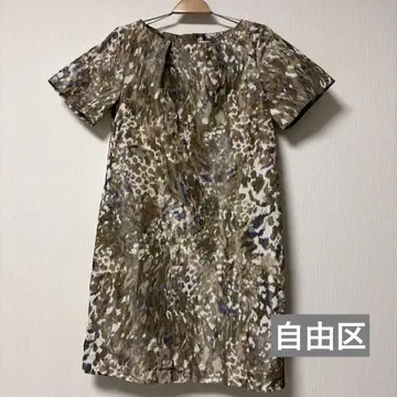 자유구 반팔 원피스