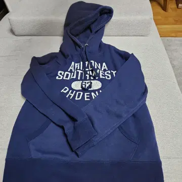 네이비 후드 부착 후드티
