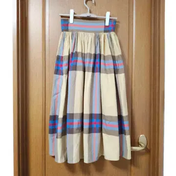 BEAMS BOY / 빅 타탄 서큘러 스커트 베이지 계열