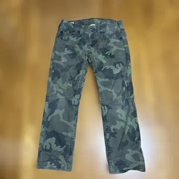 true Religion 카모 무늬 팬츠