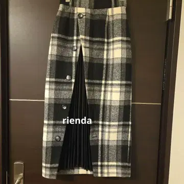 rienda 체크 무늬 타이트 스커트
