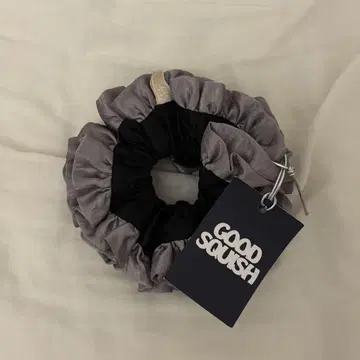 GOODSQUISH Grandma BLACK/SILVER