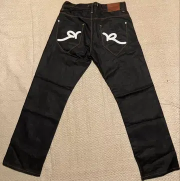ROCKWEAR 다크 블루 데님 W34