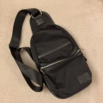 바디백 블랙