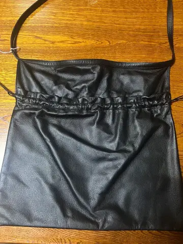 Hender Scheme cow red cross bag big