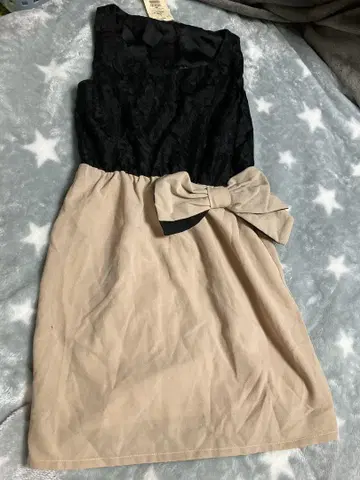 리본 포함 블랙 베이지 드레스 약 80cm