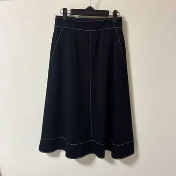 UNITED ARROWS 블랙 플레어 스커트