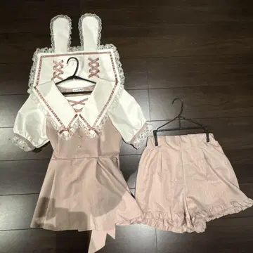 새상품급 noemie 마이멜로디 백리본 세일러 셋업 화이트 x 핑크