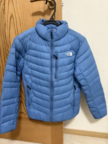 THE NORTH FACE 다운 자켓 파랑