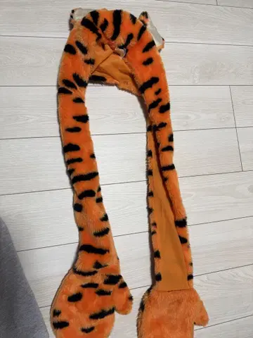디즈니 티거 머플러