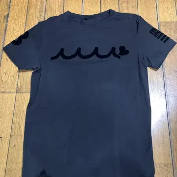 muta 파도 무늬 T셔츠 블랙