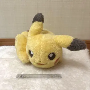 피카츄 봉제 인형